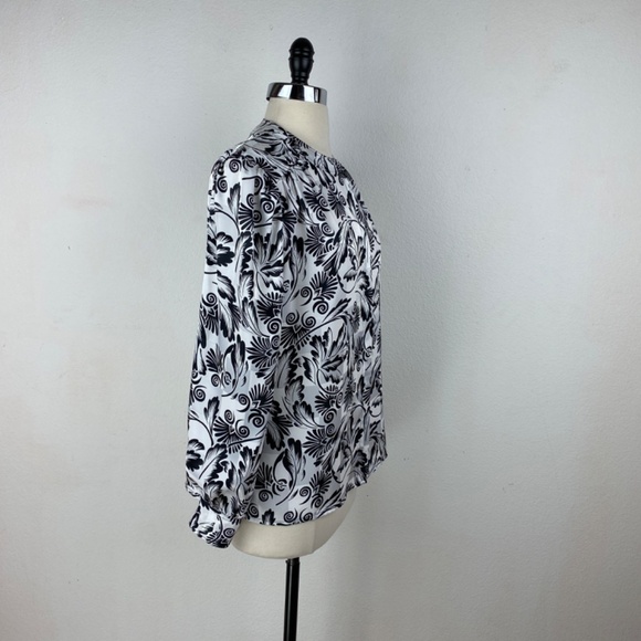 Vintage 90s Lloyd Williams Floral Blouse Size 6 Slinky Black White Long Sleeve - Picture 9 of 10